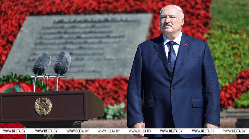 Лукашенко: для большинства белорусов День Независимости означает мир