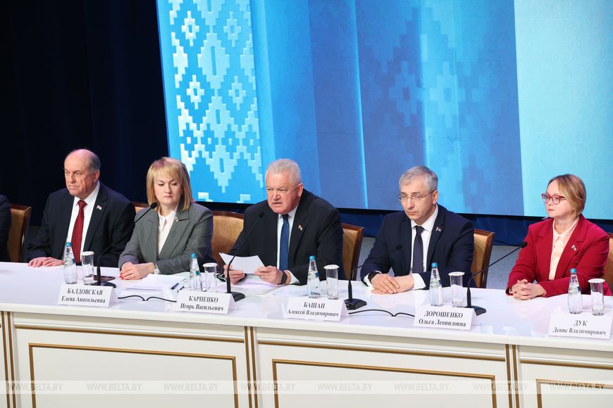 ЦИК: Лукашенко побеждает на выборах Президента Беларуси, набрав 5 136 293 голоса избирателей