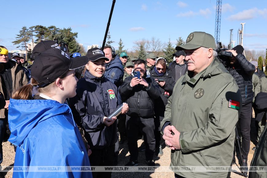Лукашенко заложил капсулу на месте строительства Национального исторического музея Новость  12 апреля 2025  Поделиться Печать Скачать PDF